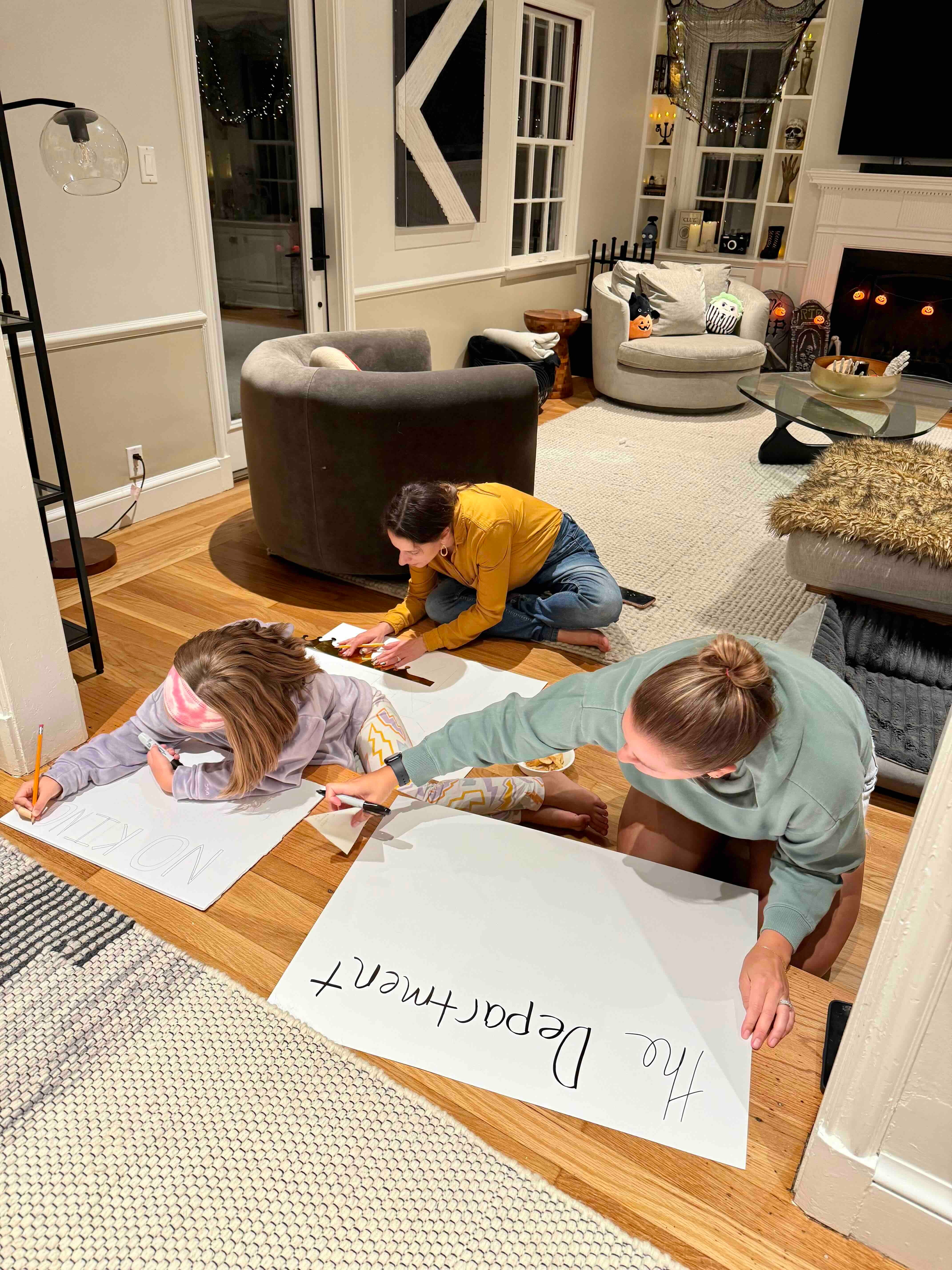 No Kings Sign Making 1